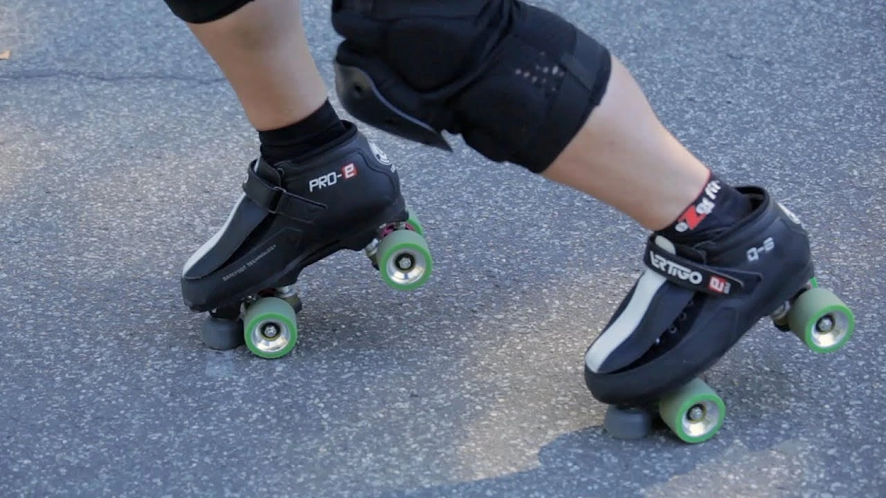 surface compatibility with skate wheels